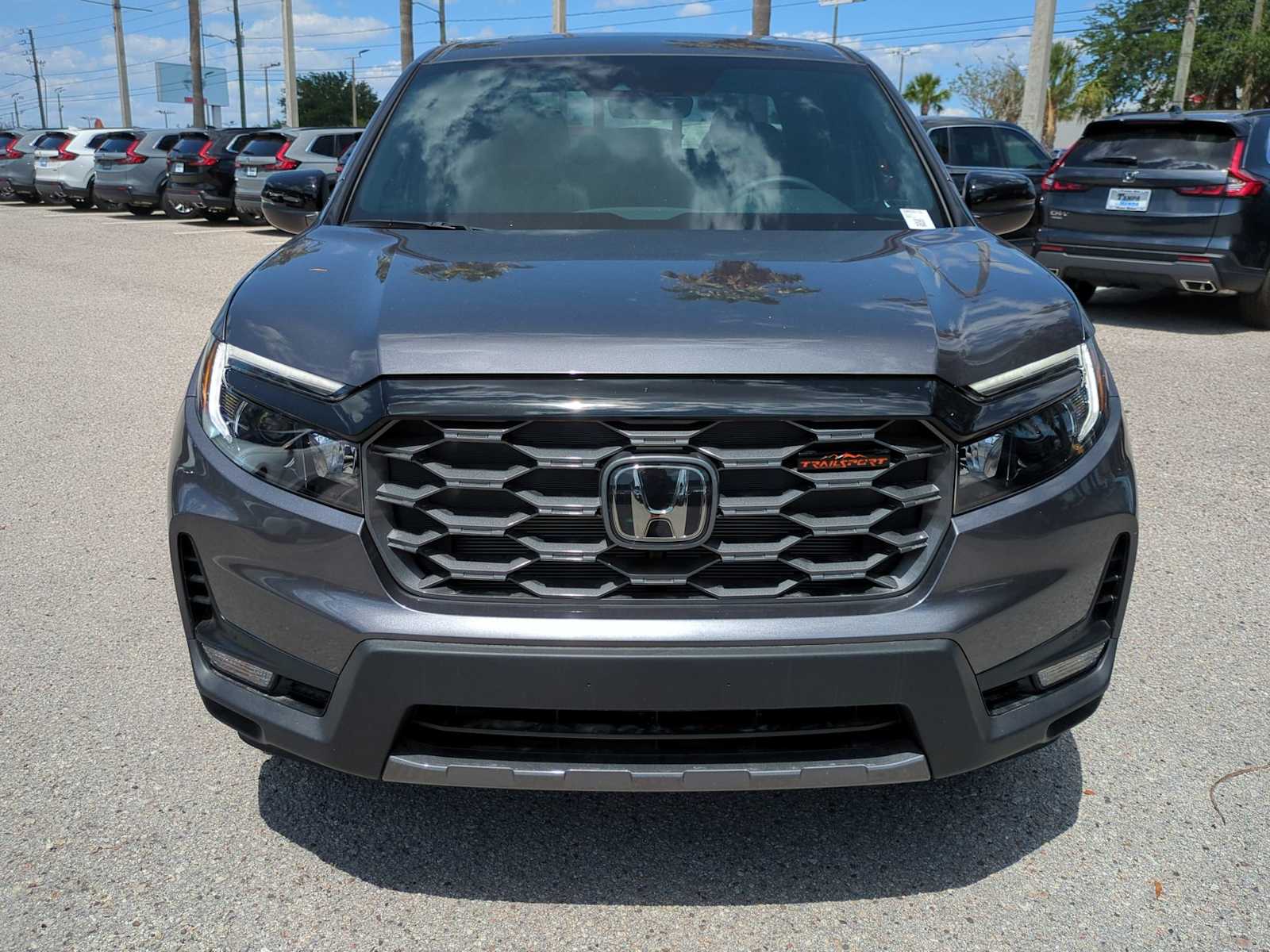 Vehicle image 3 of 28