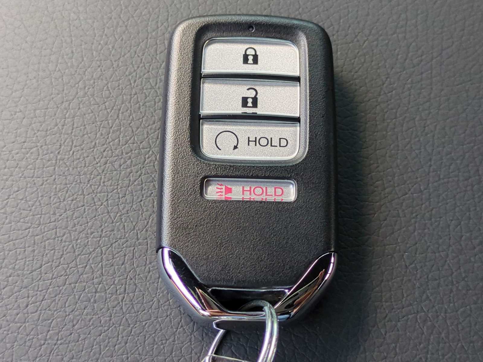 Vehicle image 21 of 28