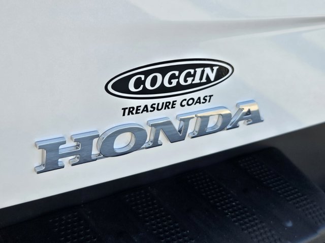 Vehicle image 19 of 39