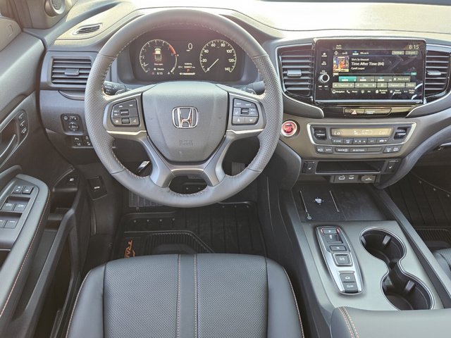 Vehicle image 15 of 39