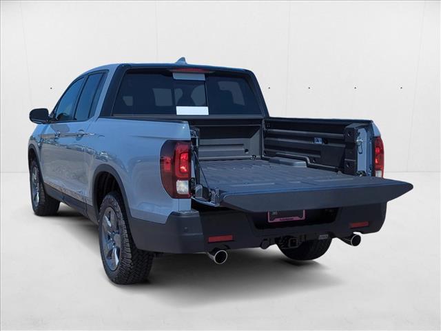Vehicle image 8 of 19