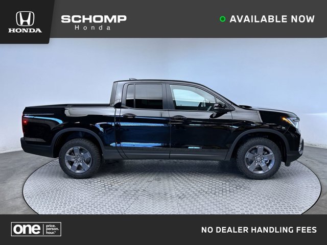 Vehicle image 6 of 29