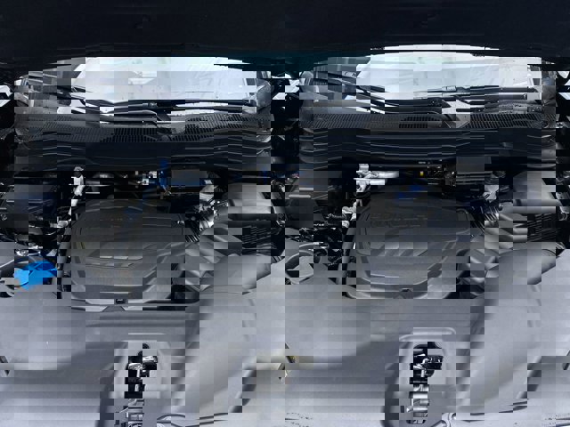 Vehicle image 28 of 29