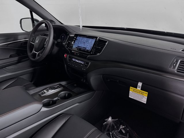 Vehicle image 34 of 36