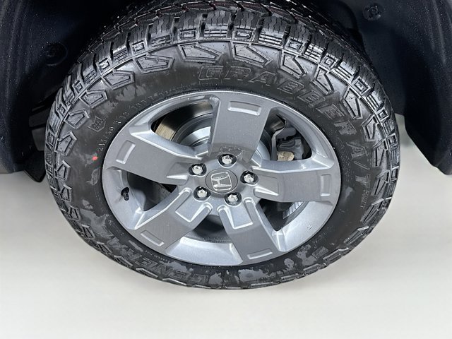 Vehicle image 35 of 36