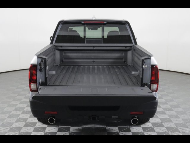 Vehicle image 11 of 25