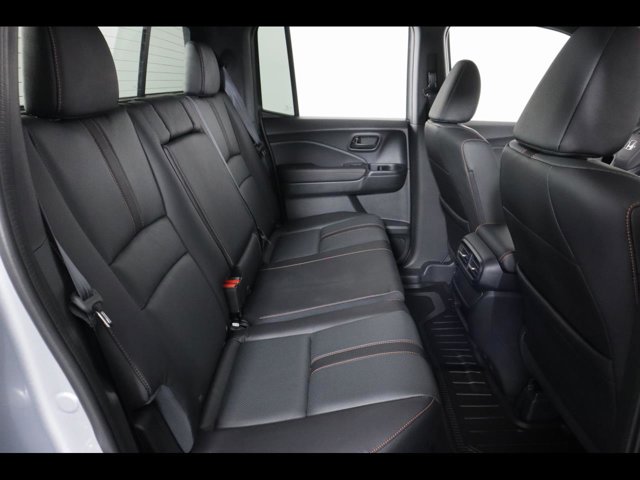 Vehicle image 12 of 25