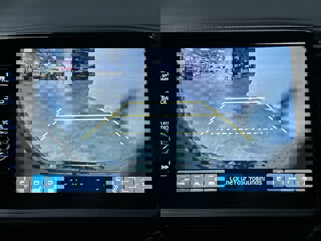 Vehicle image 19 of 30