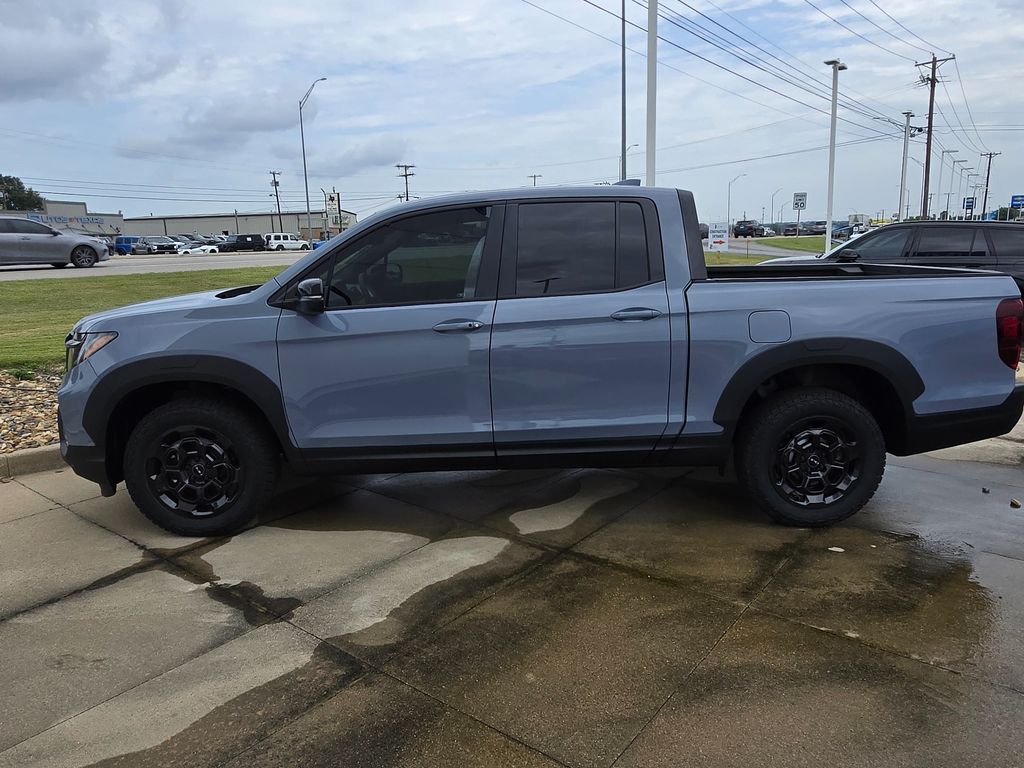 Vehicle image 8 of 35