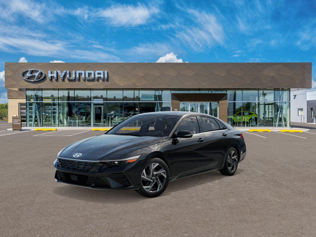 2025 Hyundai Elantra Limited Image 3 of 18