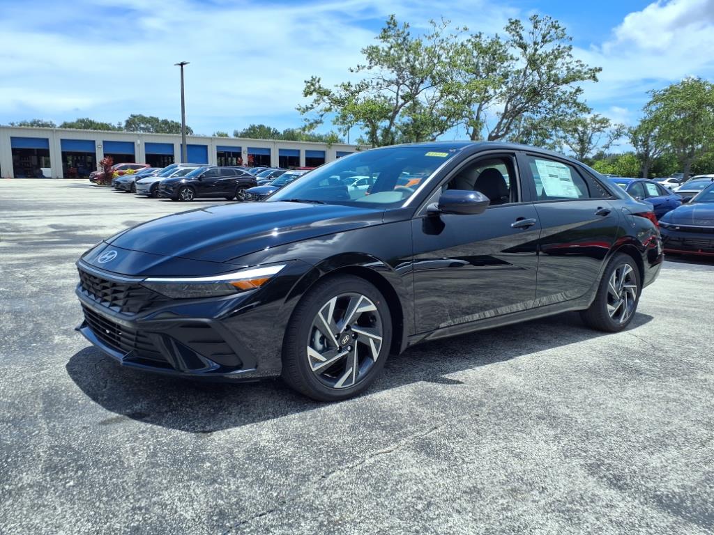 Vehicle image 1 of 32