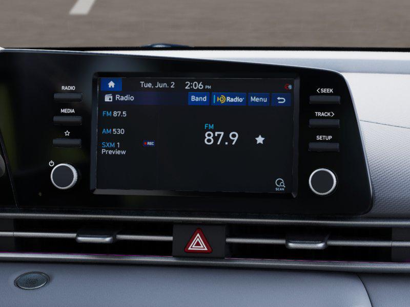 2025 Hyundai Elantra SEL Sport Image 13 of 18