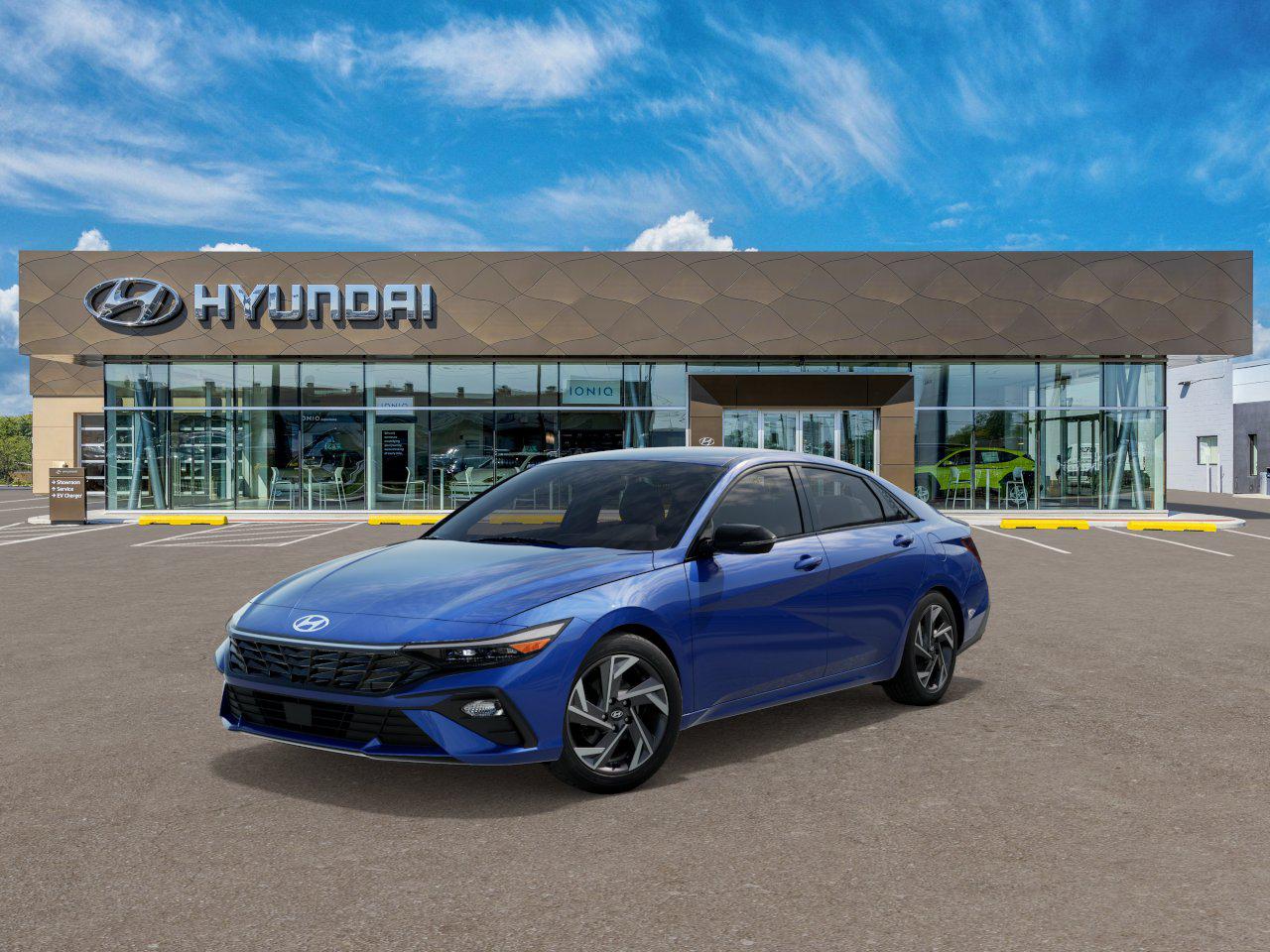 2025 Hyundai Elantra SEL Sport Image 2 of 18