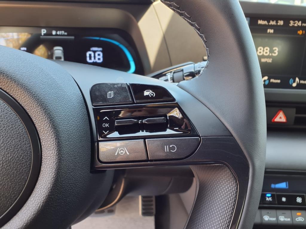 Vehicle image 32 of 32