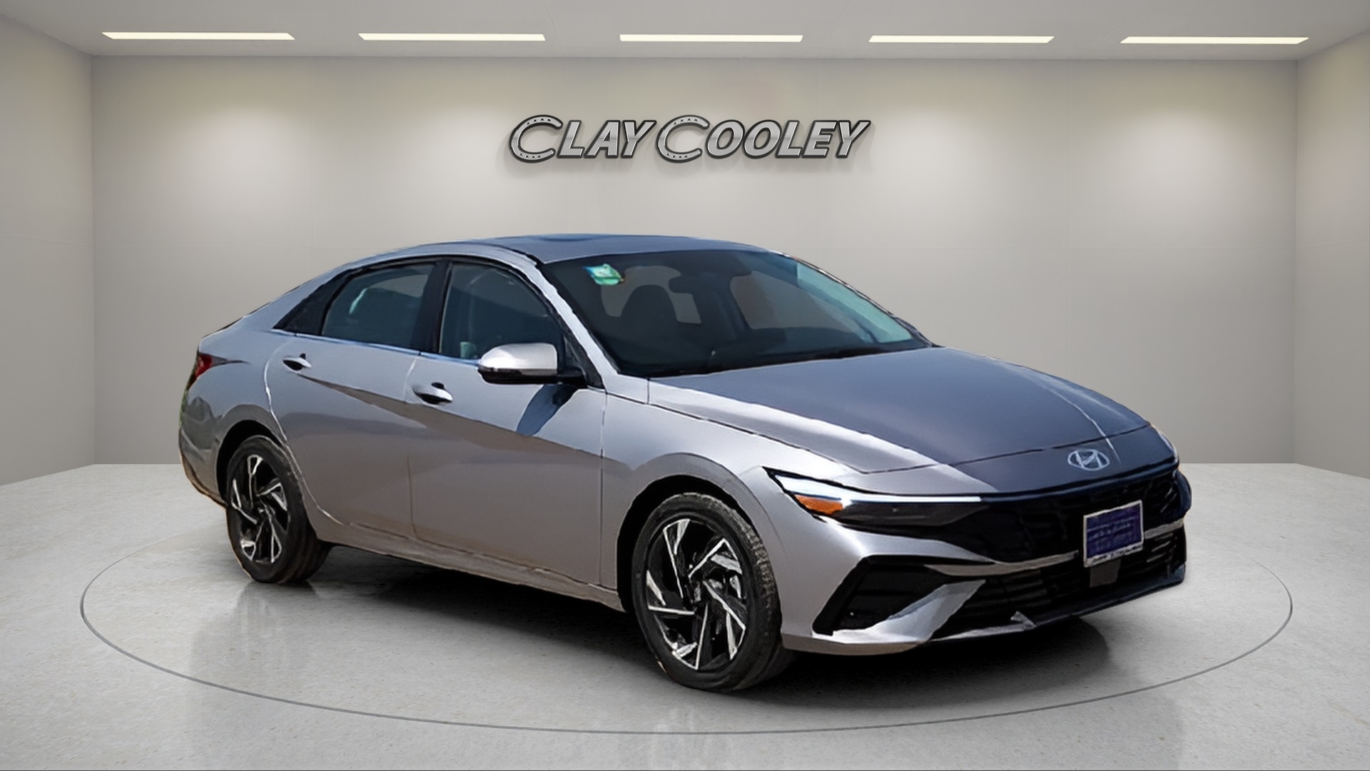 2025 Hyundai Elantra Limited Image 3 of 29