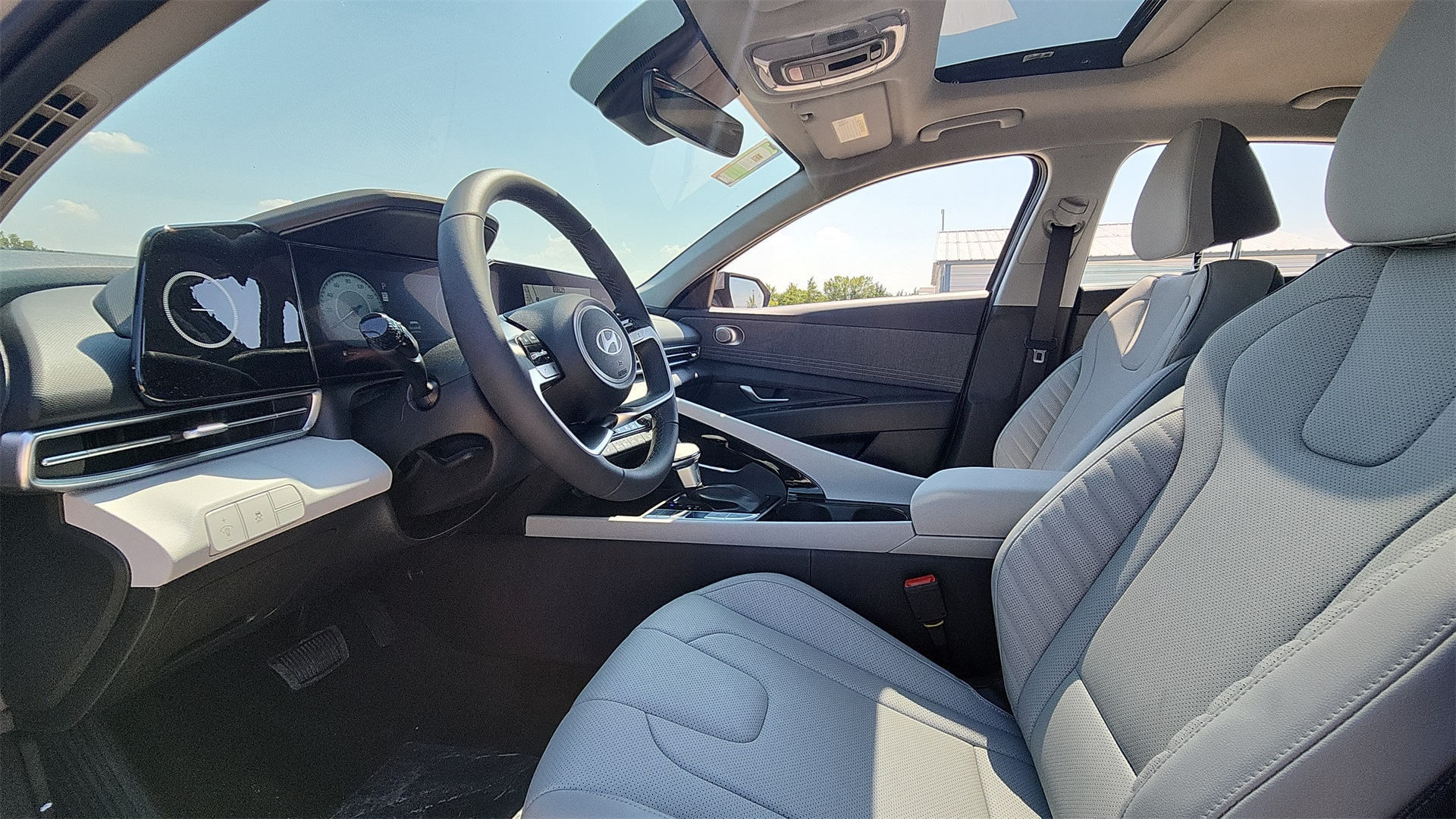 2025 Hyundai Elantra Limited Image 29 of 29