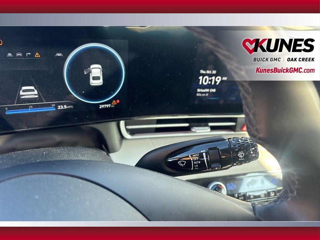 2025 Hyundai Elantra Limited Image 23 of 24