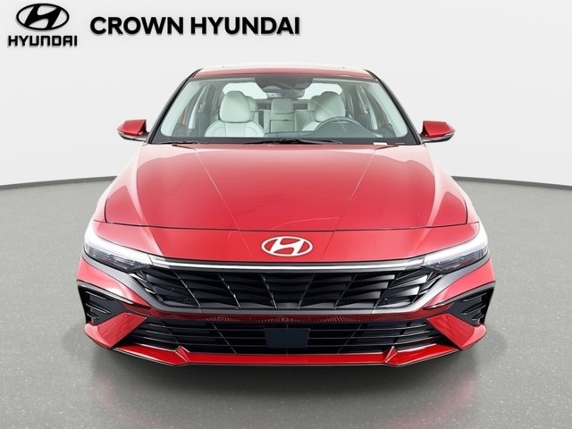 2025 Hyundai Elantra Limited Image 3 of 33
