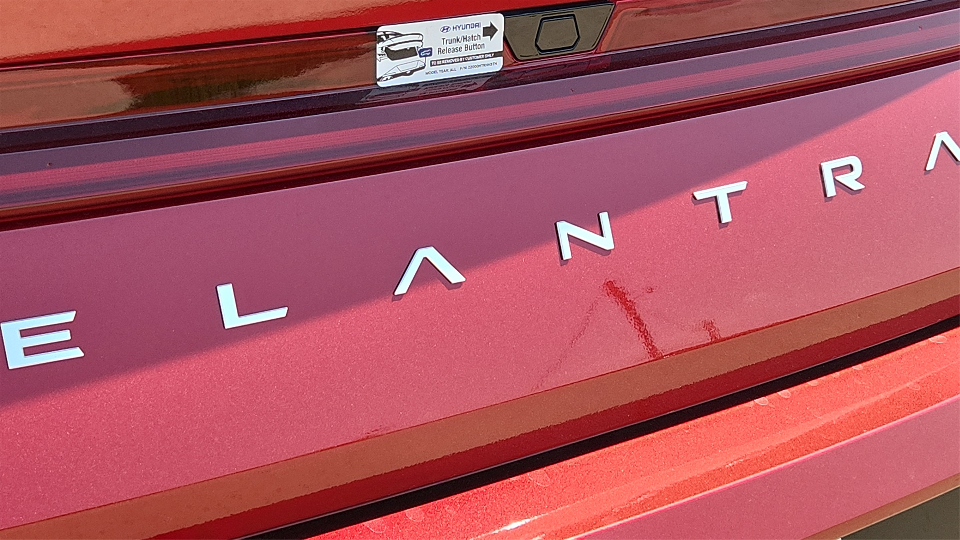 2025 Hyundai Elantra Limited Image 26 of 29