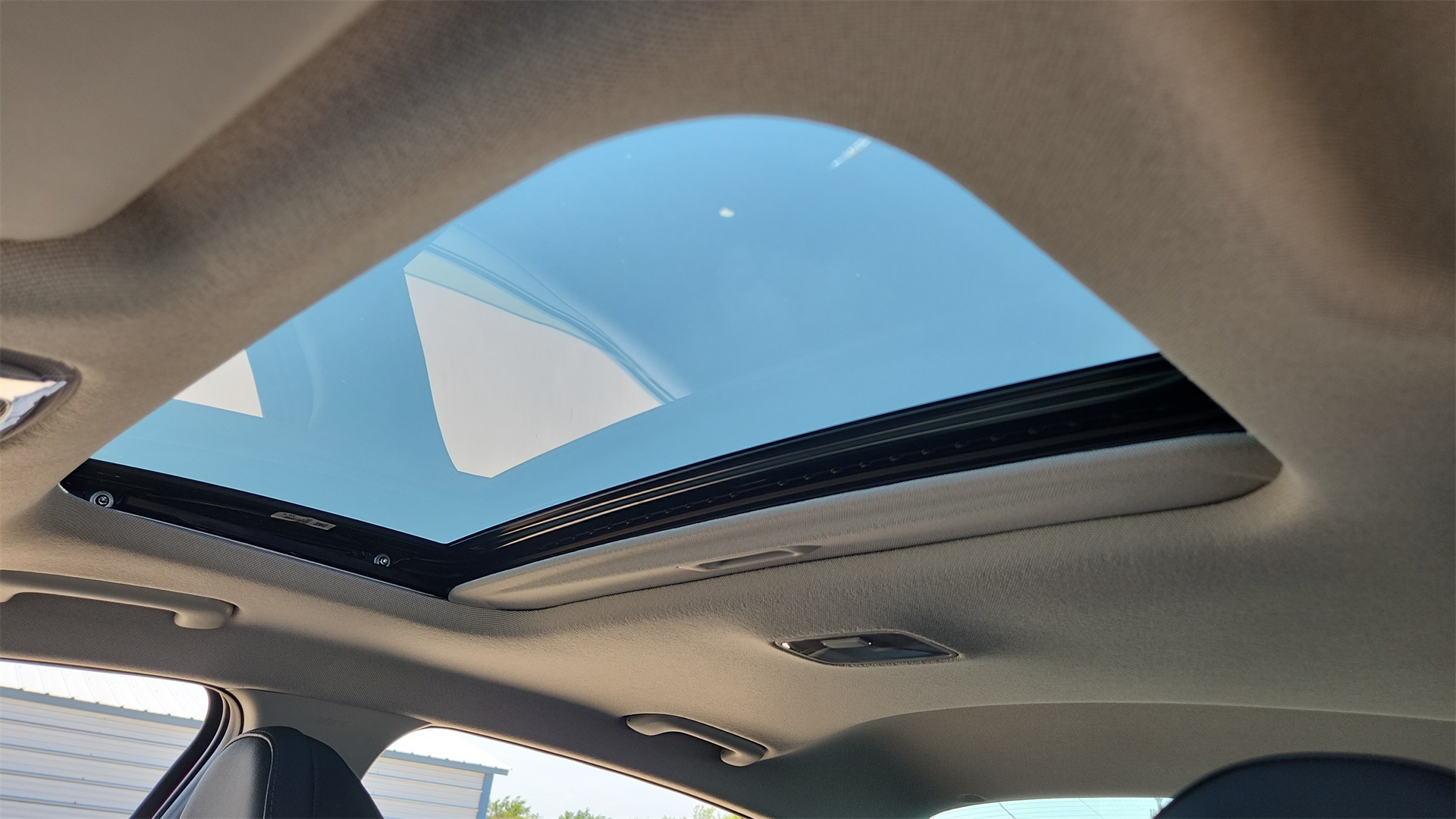 2025 Hyundai Elantra Limited Image 28 of 29