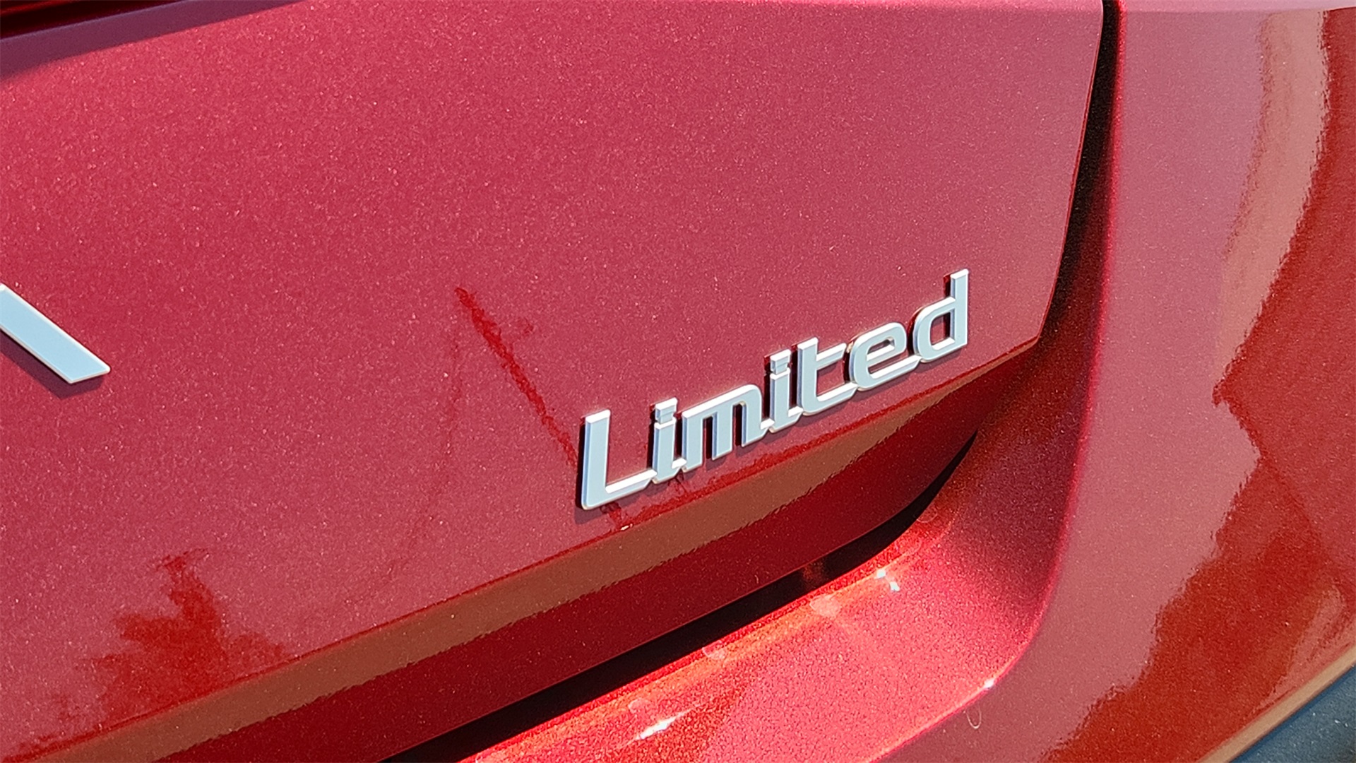 2025 Hyundai Elantra Limited Image 25 of 29