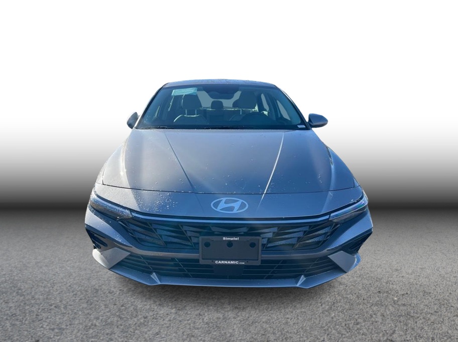 Vehicle image 2 of 22