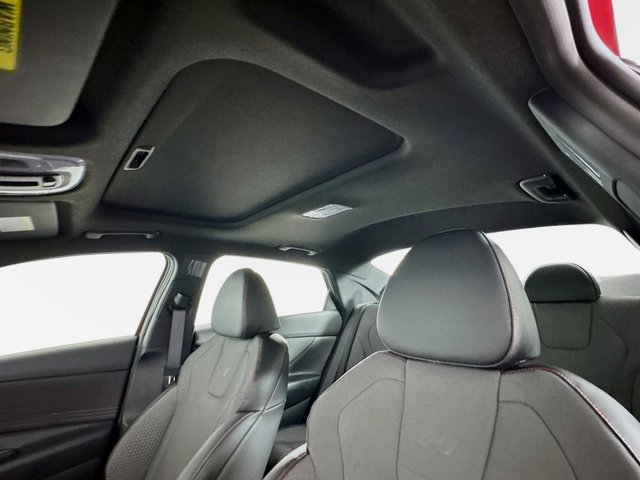 2025 Hyundai Elantra N Line Image 15 of 33