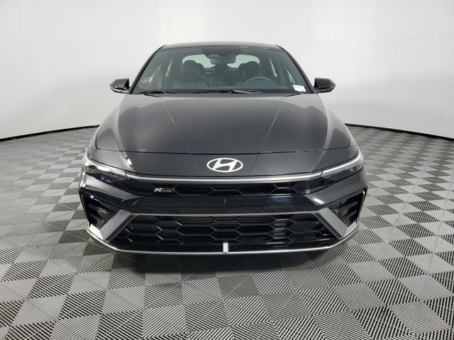 Vehicle image 6 of 39