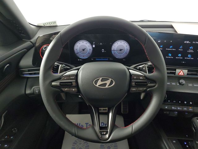 Vehicle image 27 of 39