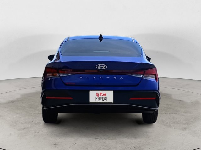 Vehicle image 6 of 25