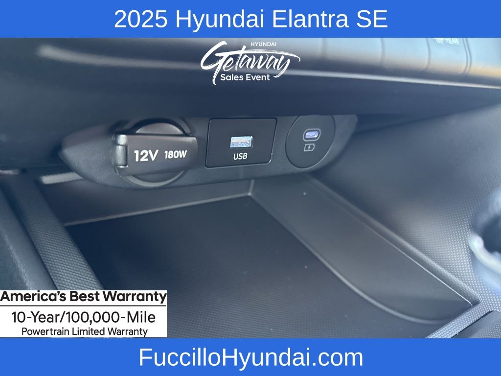 2025 Hyundai Elantra SE Image 14 of 20