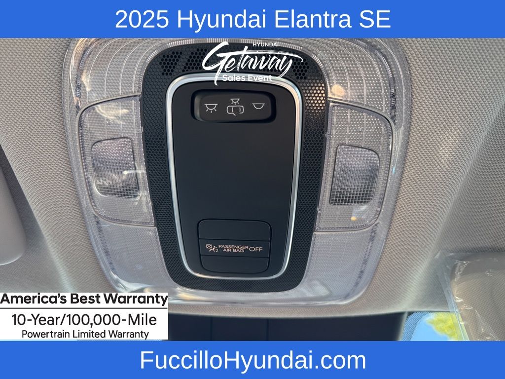 2025 Hyundai Elantra SE Image 13 of 20
