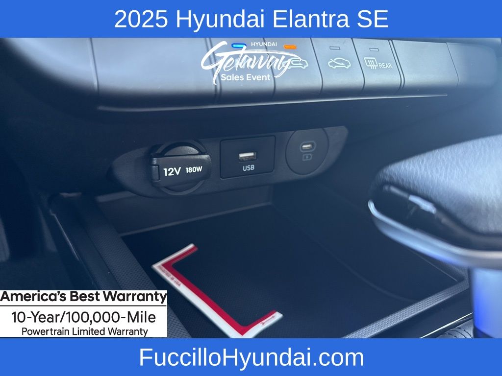 2025 Hyundai Elantra SE Image 12 of 20