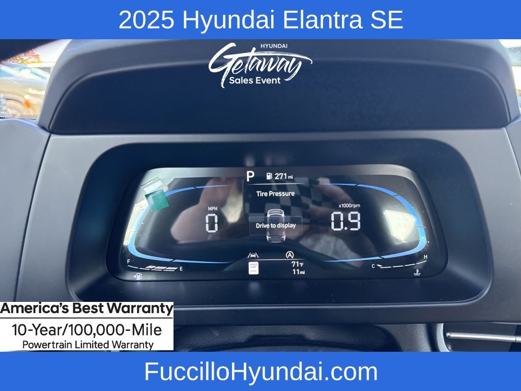2025 Hyundai Elantra SE Image 16 of 20