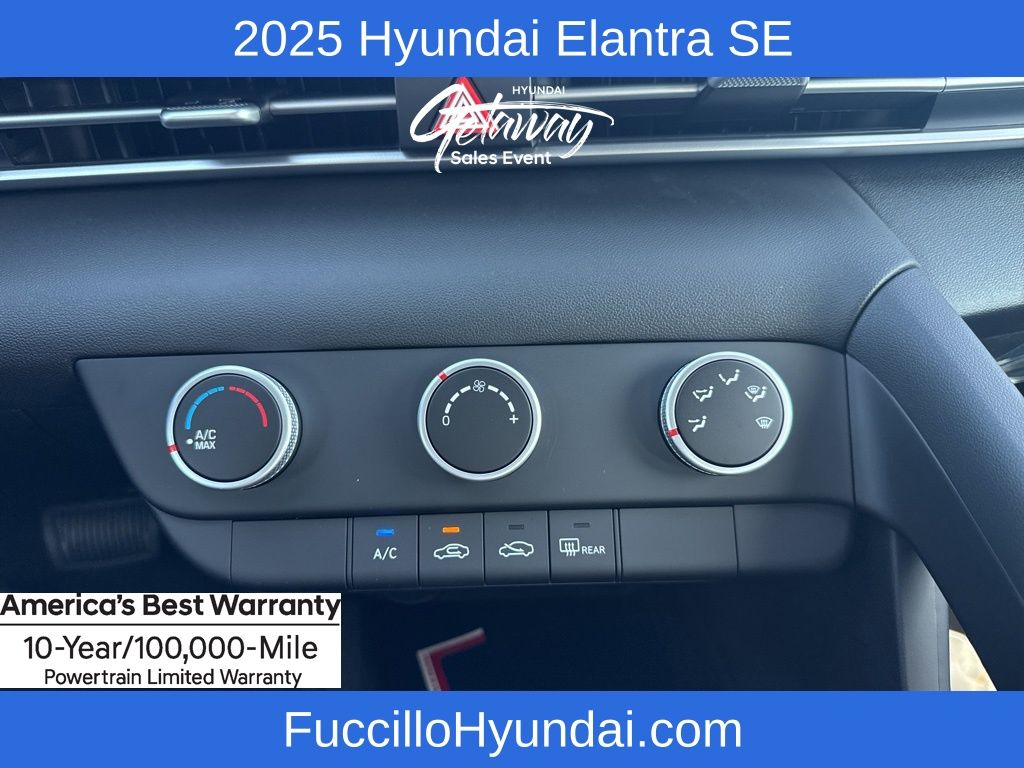 2025 Hyundai Elantra SE Image 17 of 20