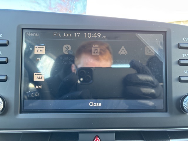 Vehicle image 22 of 32