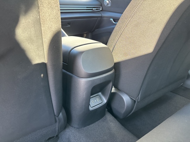 Vehicle image 32 of 32