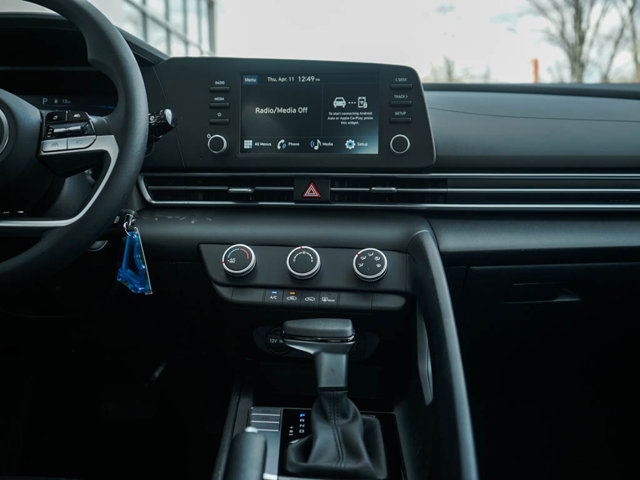 Vehicle image 14 of 23