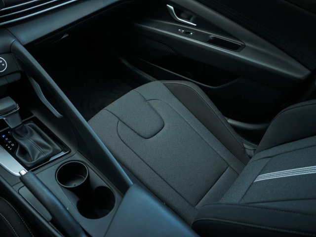 Vehicle image 22 of 23