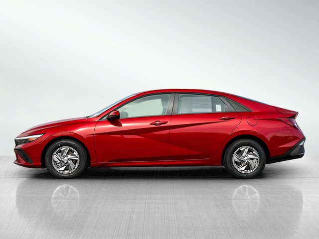 Vehicle image 4 of 23