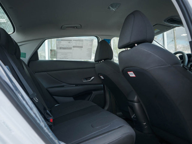Vehicle image 10 of 23