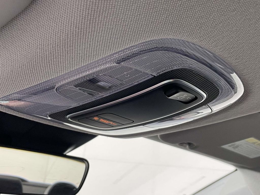 2025 Hyundai Elantra SE Image 18 of 21