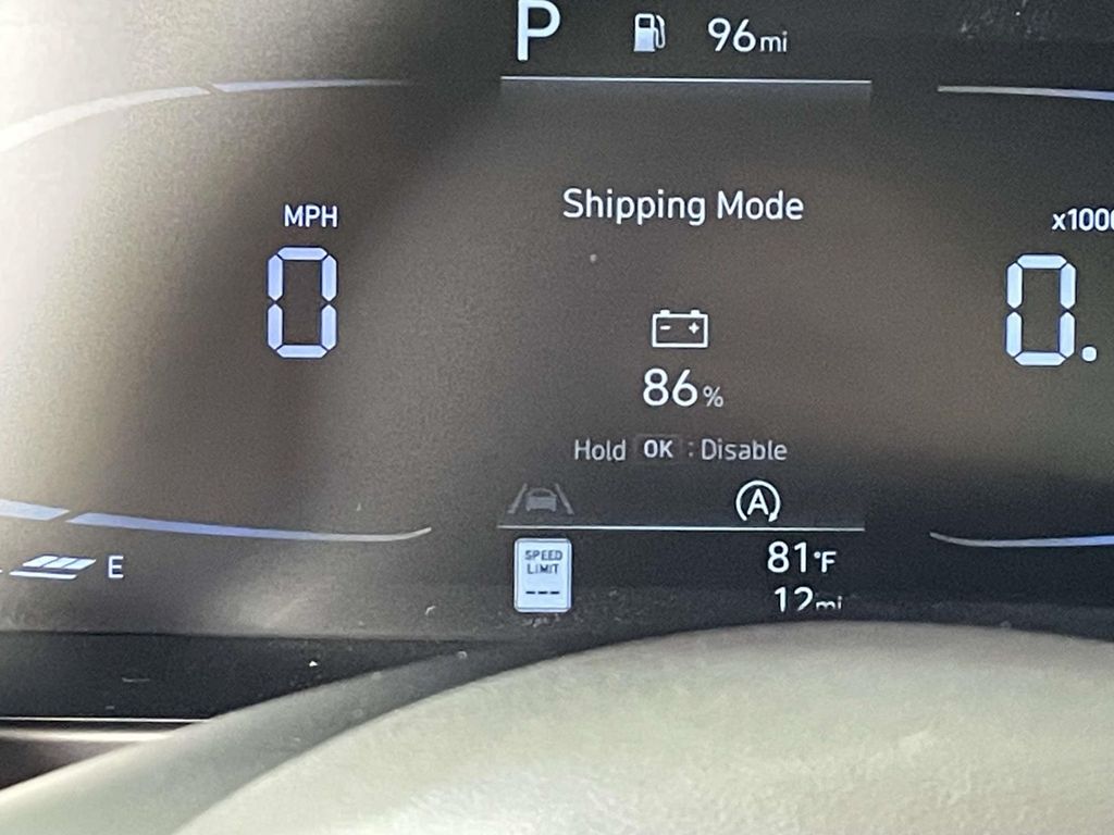 2025 Hyundai Elantra SE Image 9 of 21