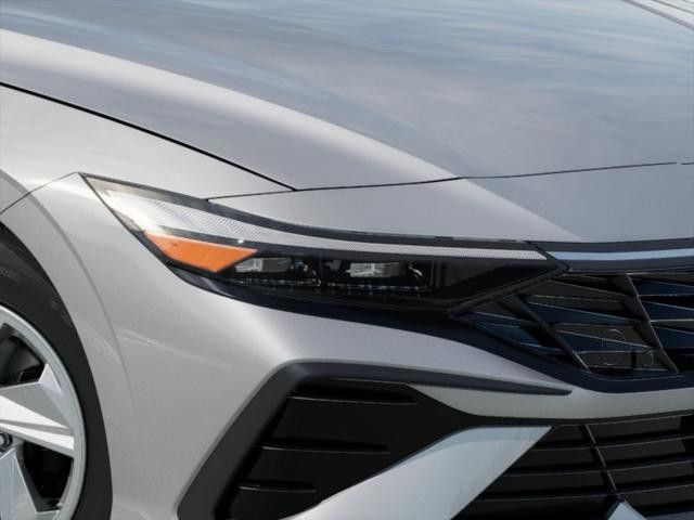 Vehicle image 11 of 19