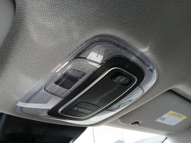 Vehicle image 19 of 22