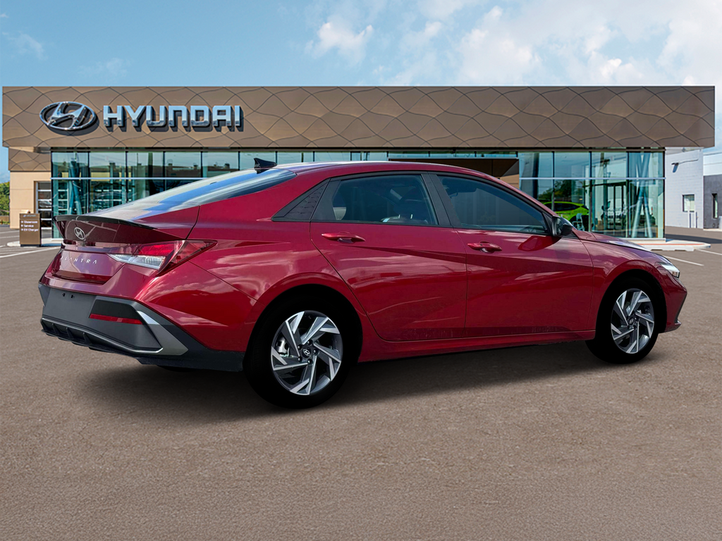 2025 Hyundai Elantra SEL Sport Image 8 of 19