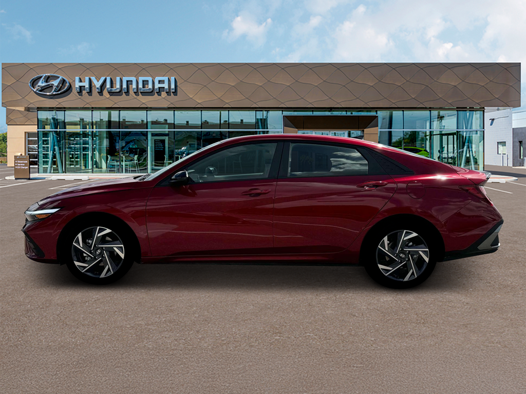 2025 Hyundai Elantra SEL Sport Image 12 of 19