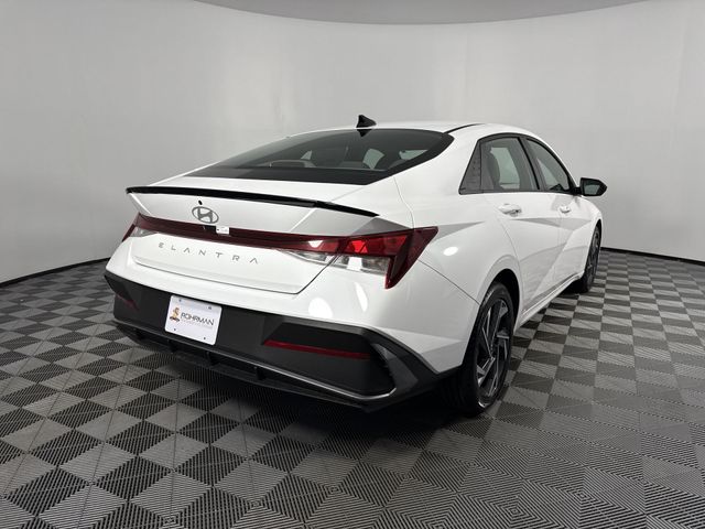 Vehicle image 12 of 47