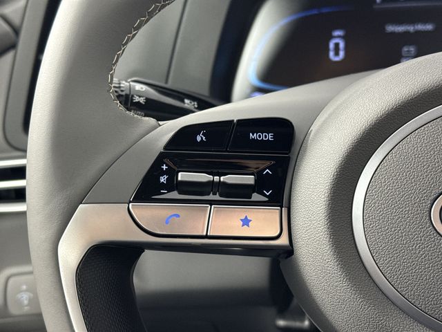 Vehicle image 34 of 47