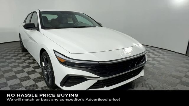 Vehicle image 7 of 47